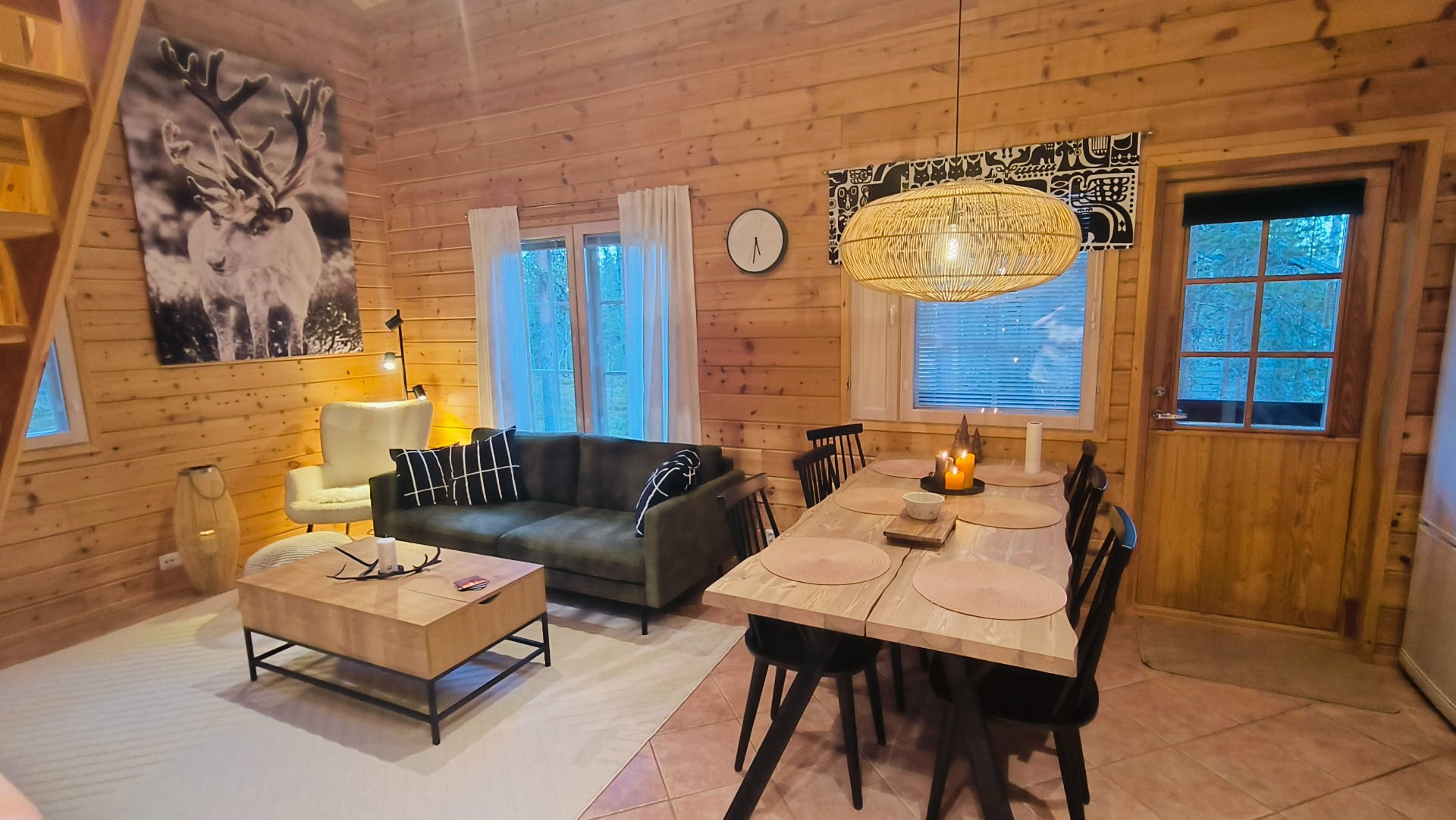 Oleskelutila (Kaarni-mökki)